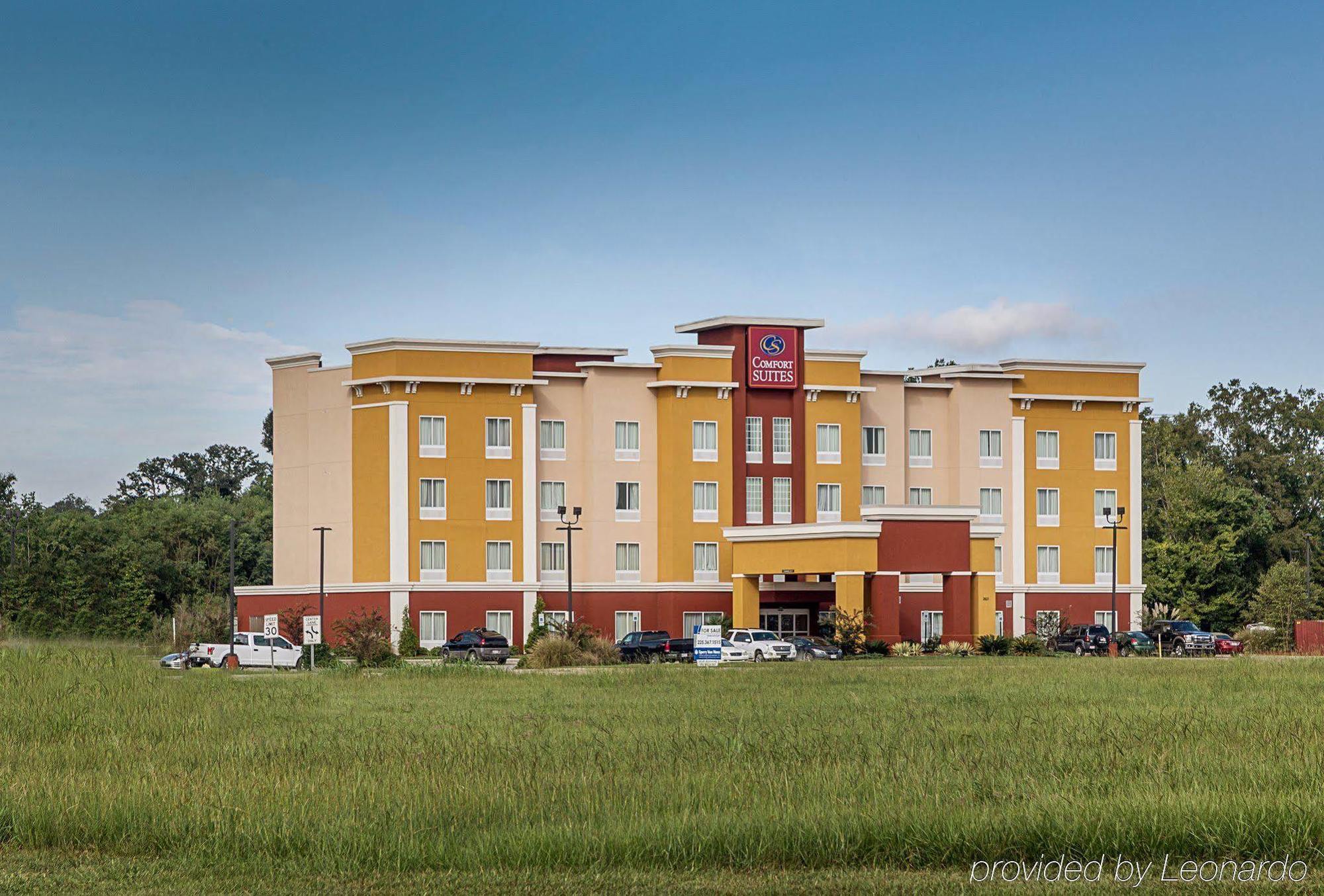 Comfort Suites Near Tanger Outlet Mall Gonzales Bagian luar foto